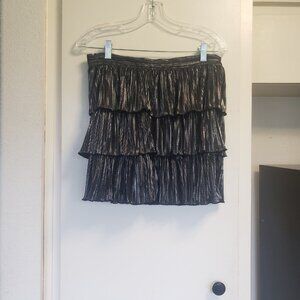 Lovers and Friends Silver and black Ruffel Skirt Size Med